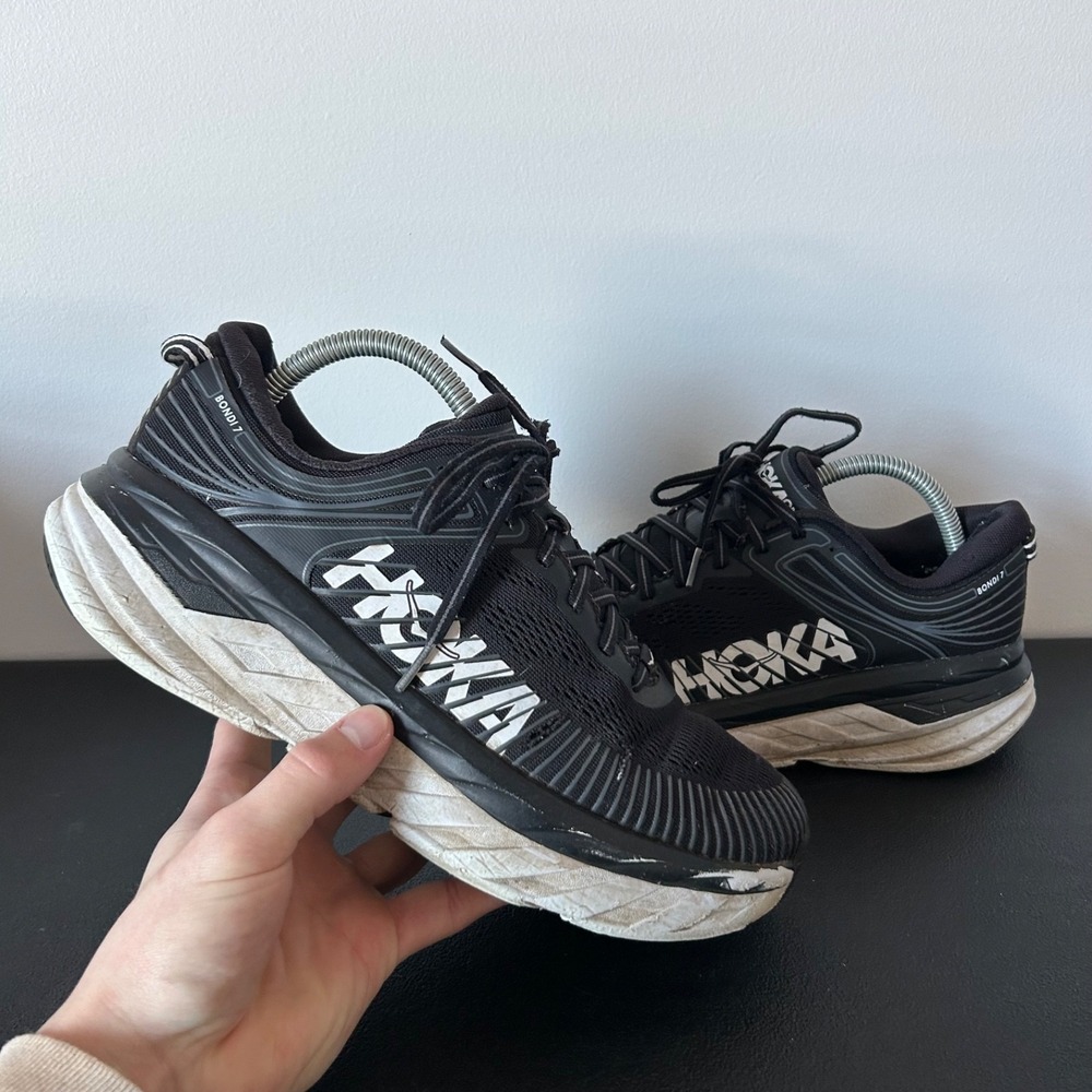 Hoka One One Bondi 7 Shoes Mens Size 9.5 Cushioned Running BEAT